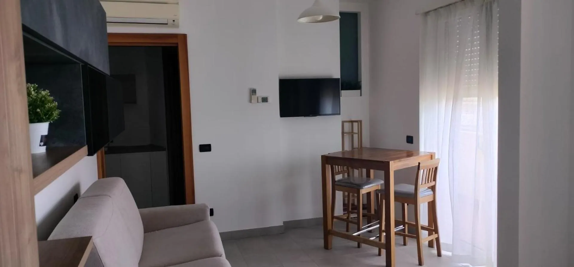 Suite Ultimo Piano Top-Floor Suite With Private Garage Vicenza Lejlighed