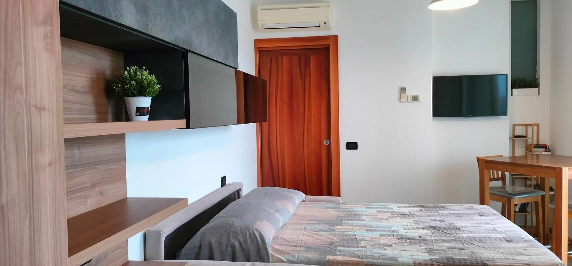 Apartment Suite Ultimo Piano Top-Floor Suite With Private Garage Vicenza